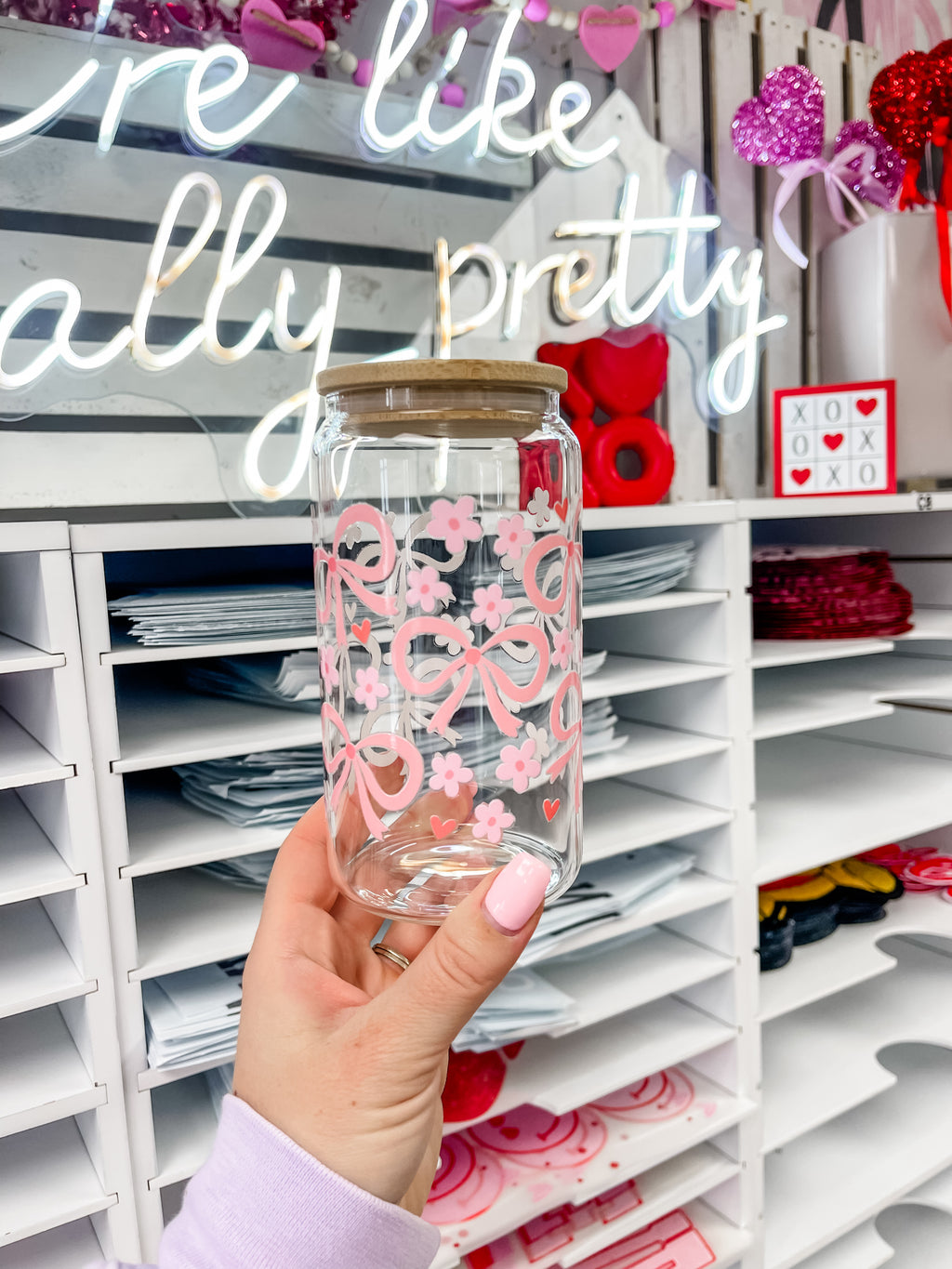 Flower Bows glass iced coffee cup with bamboo lid and glass straw