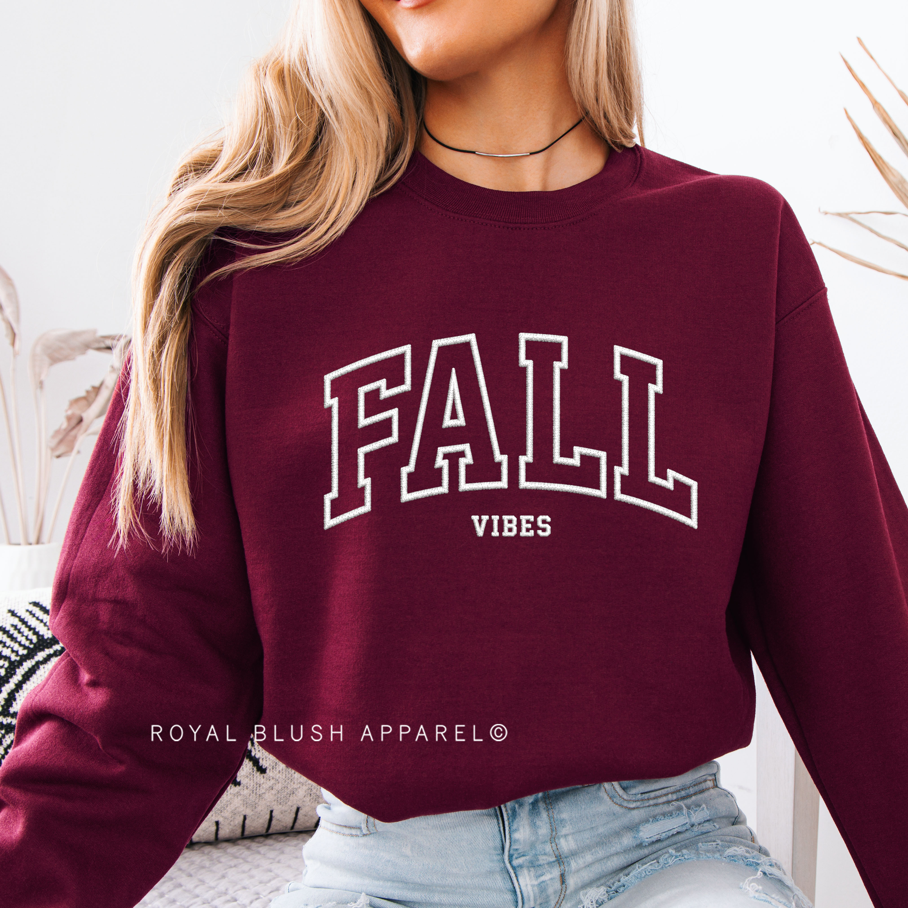 PRE-ORDER Fall Vibes Embroidery Sweatshirt