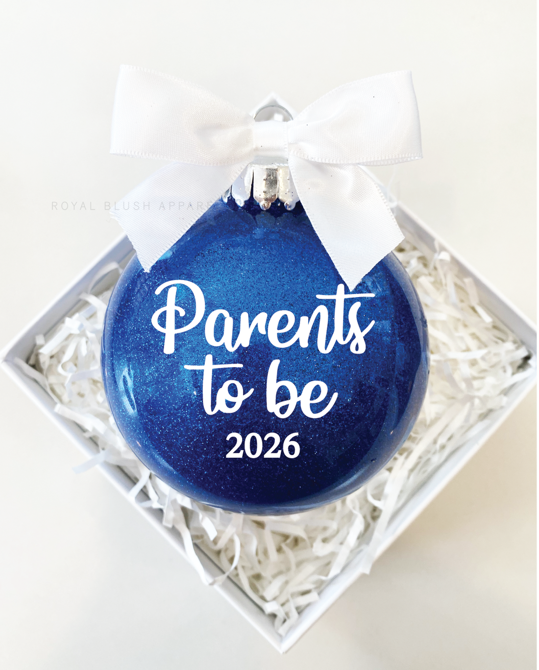 Parents To Be 2026 Glitter Ornament