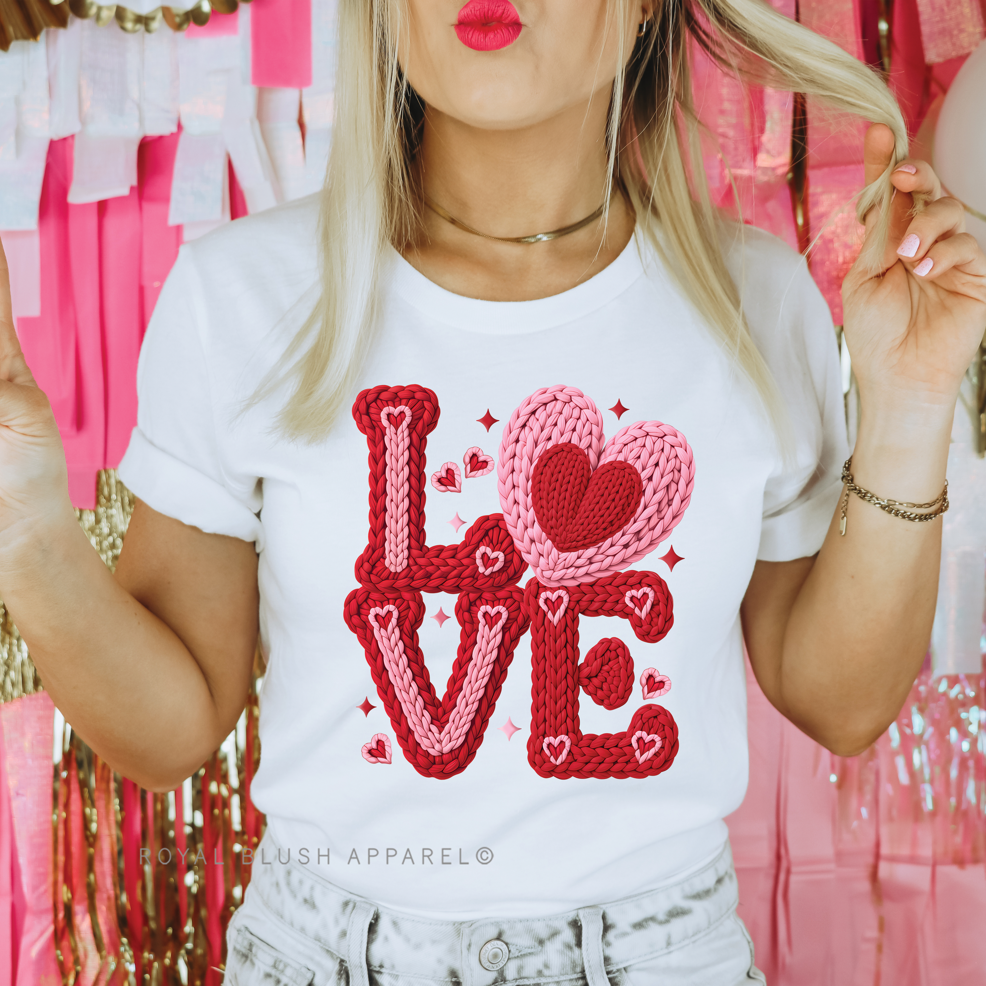 Faux-Yarn LOVE Relaxed Unisex T-shirt