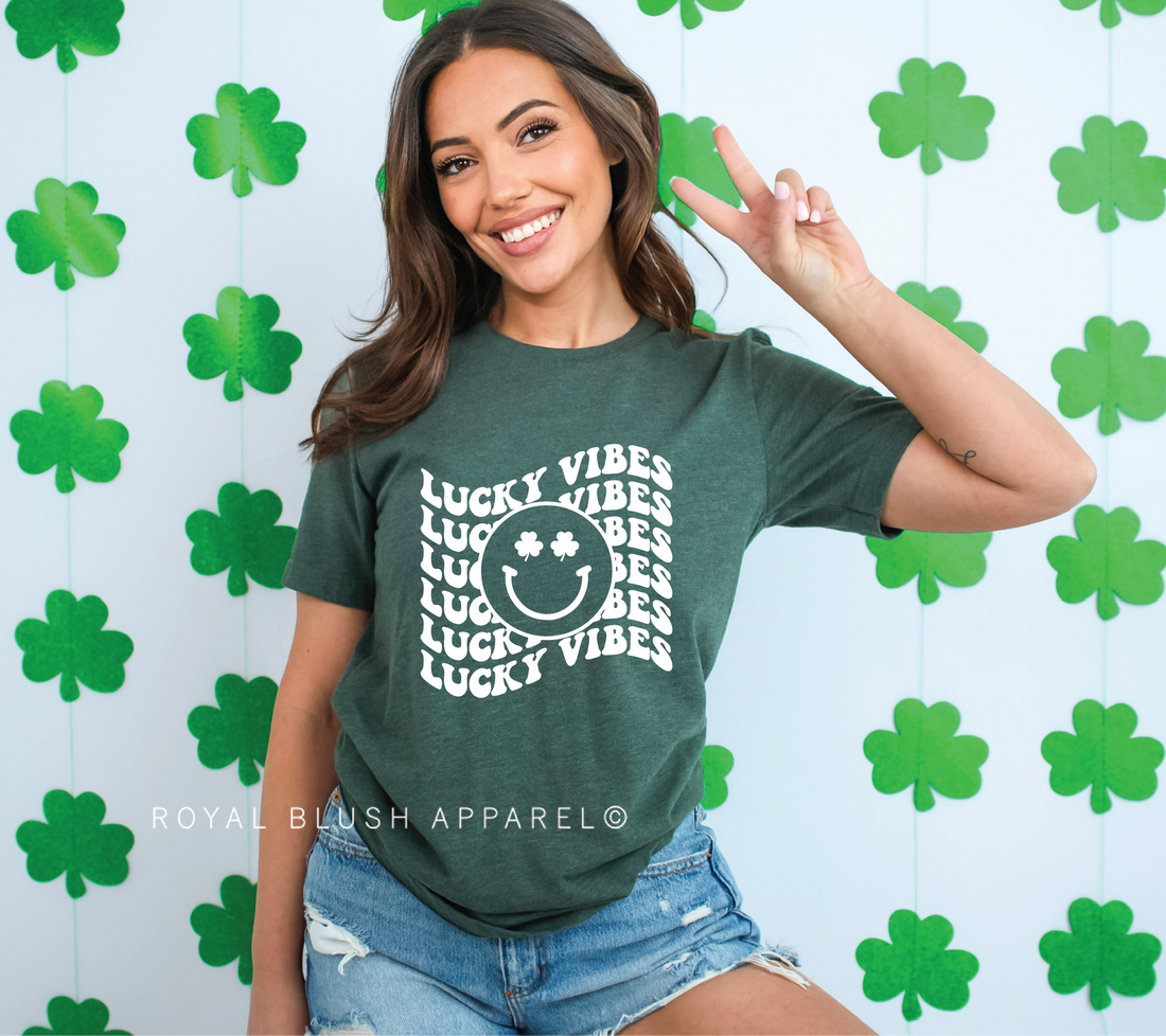 T-shirt unisexe décontracté Smiley Lucky Vibes