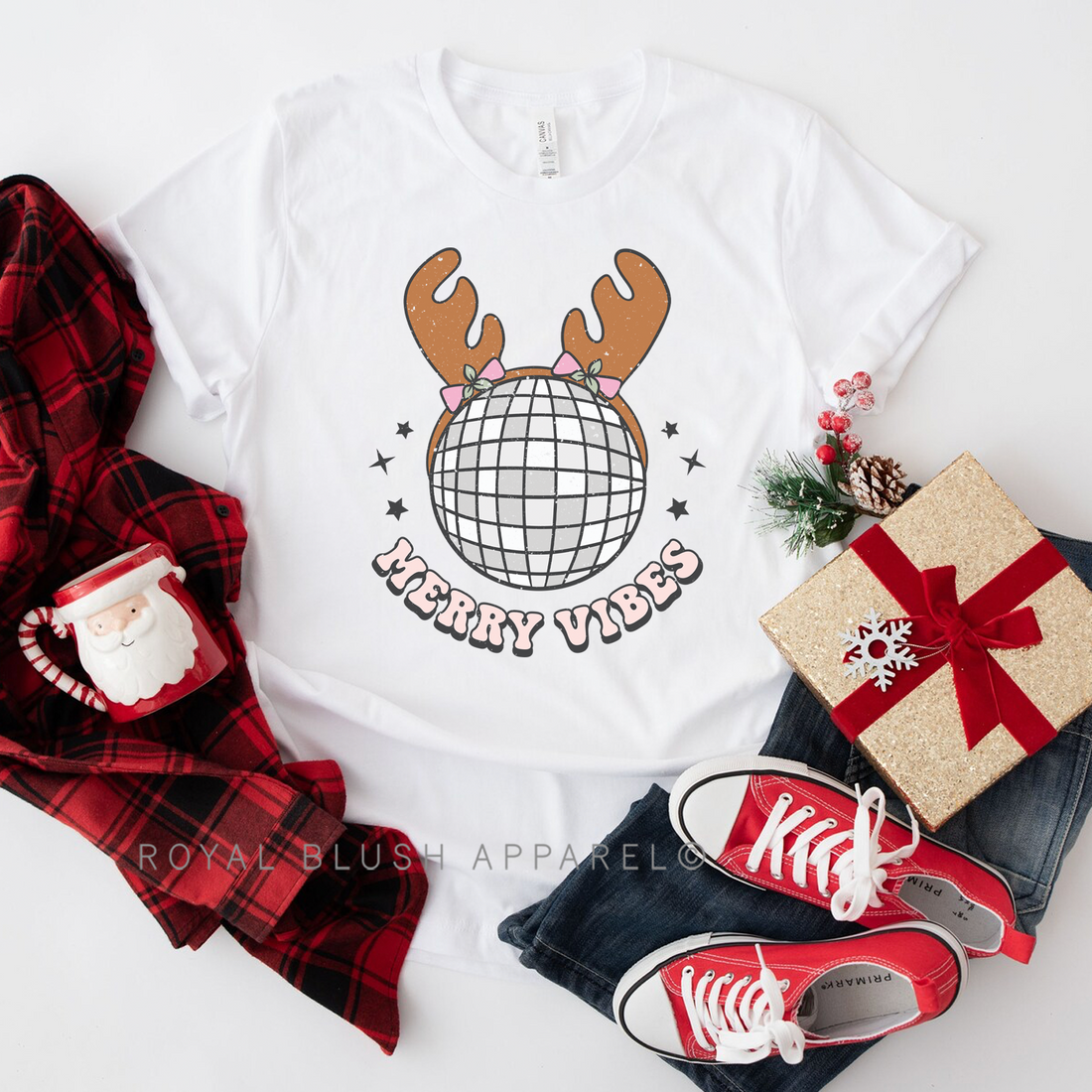 Antlers Merry Vibes Relaxed Unisex T-shirt