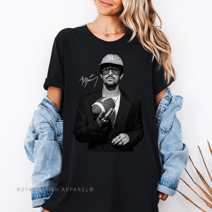 Bad Bunny B/W Relaxed Unisex T-shirt