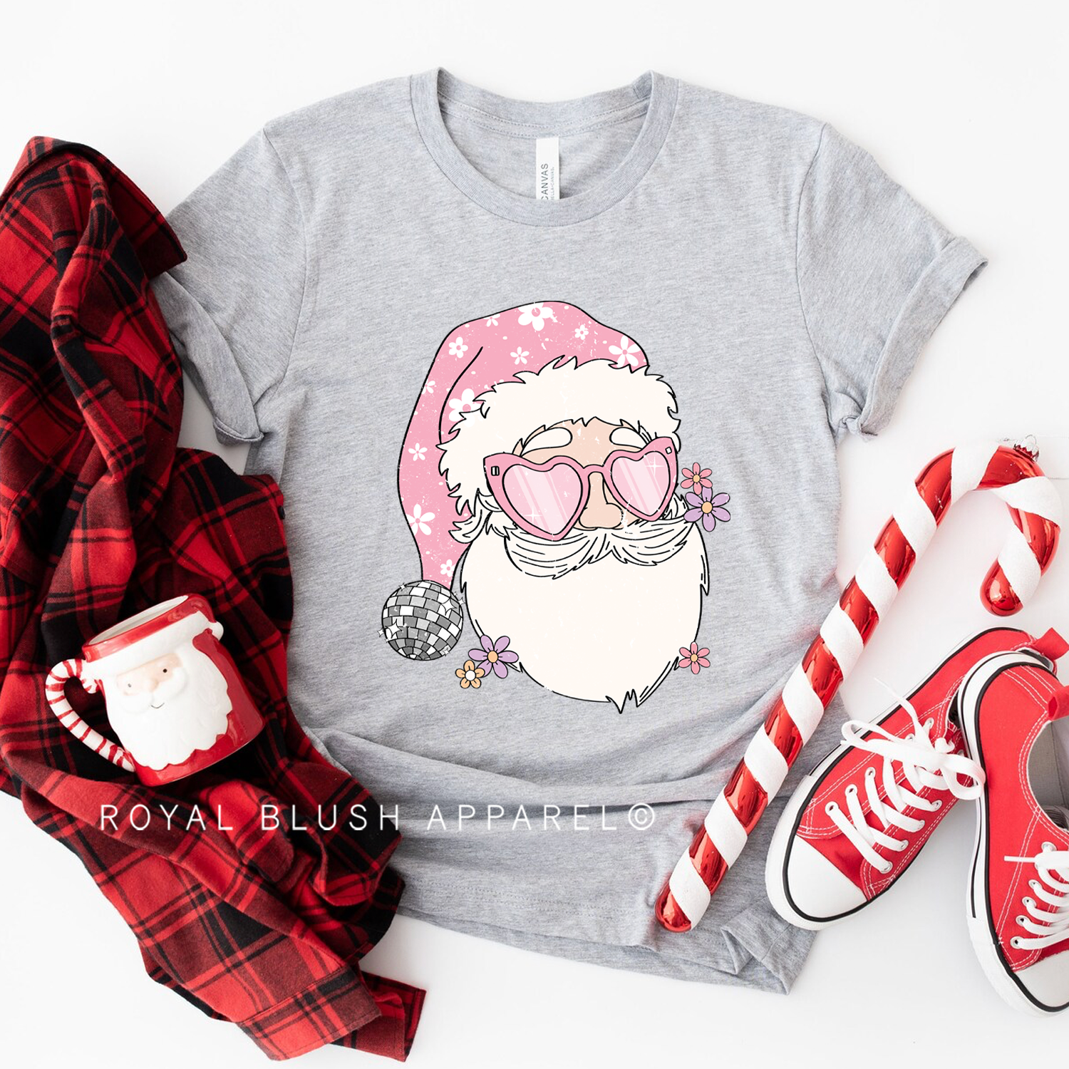 Heart Glasses Santa Relaxed Unisex T-shirt