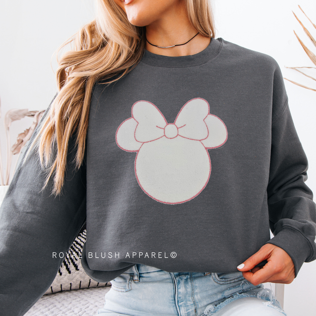 Bow Patch Sweatshirt