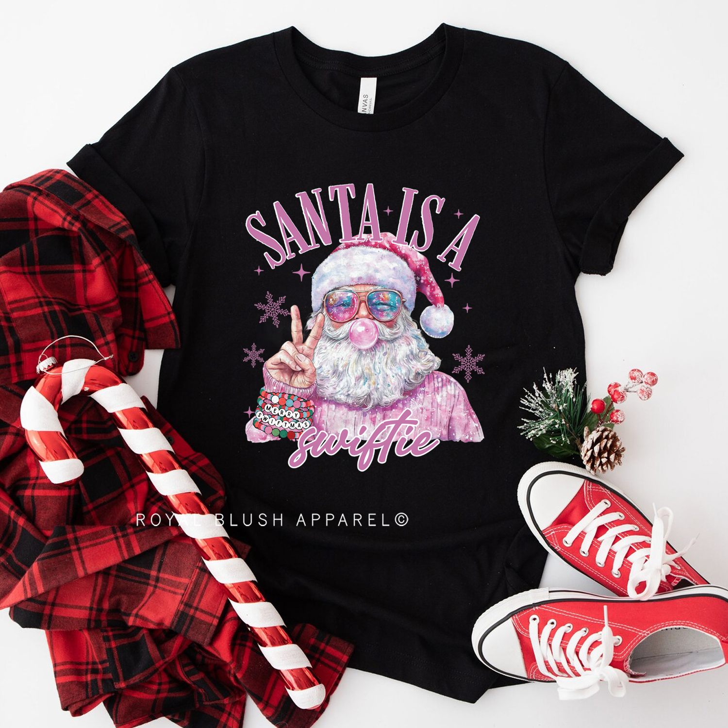 Santa Is A Swiftie Relaxed Unisex T-shirt