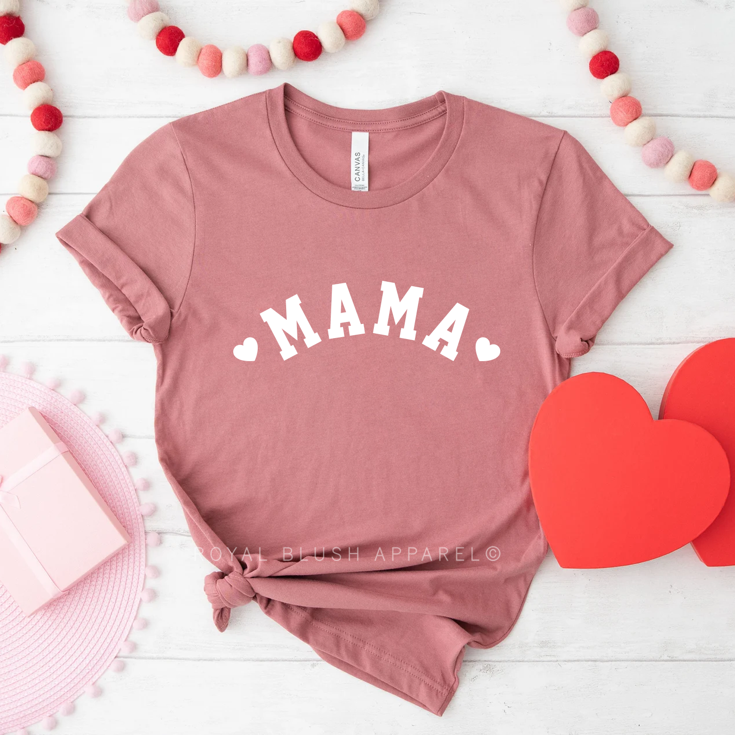 ♥ MAMA ♥ Relaxed Unisex T-shirt